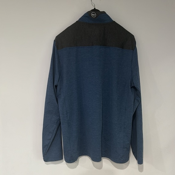 Vineyard Vines Performance Pull Over (L) - Picture 5 of 6